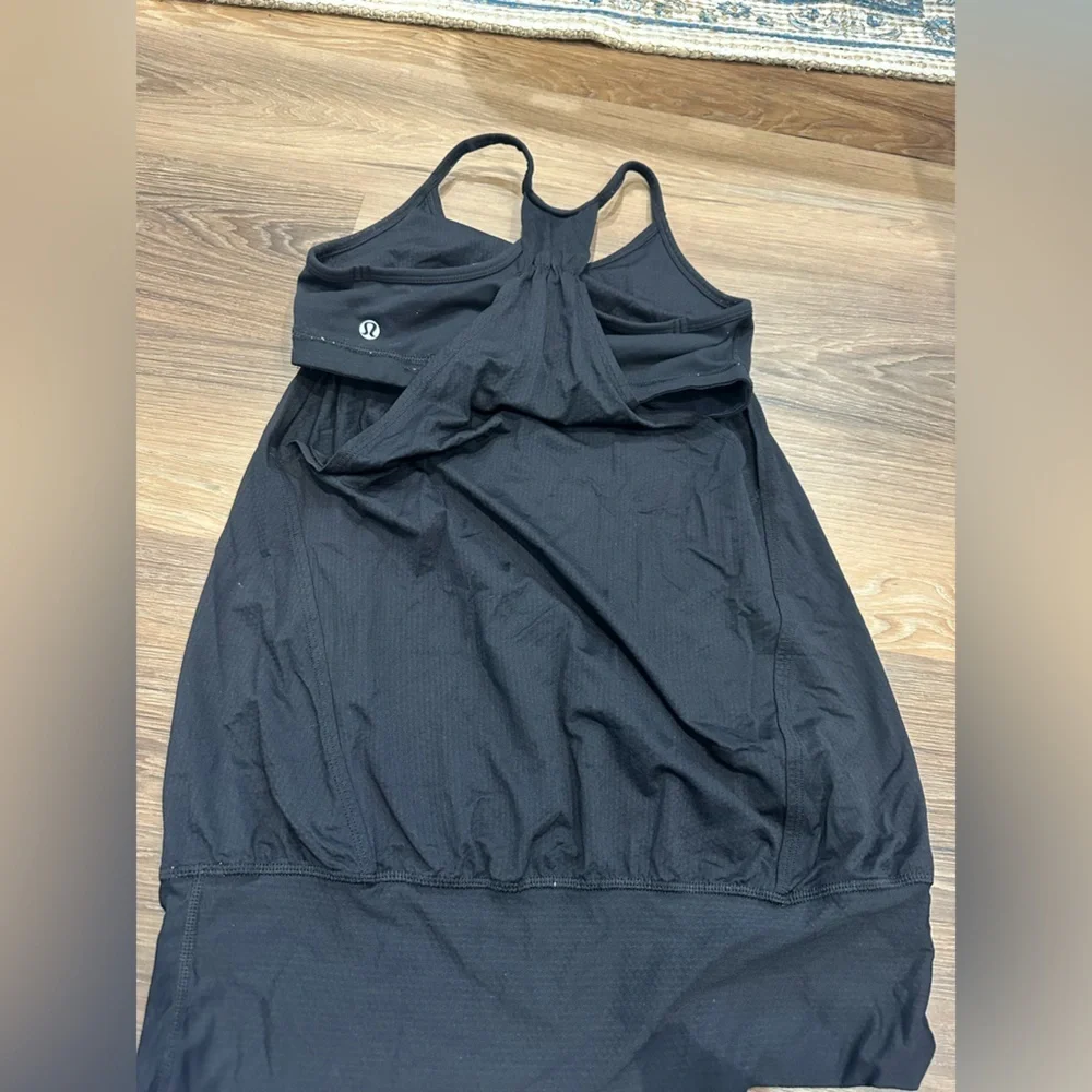 Lululemon - Six Piece Tank Bundle